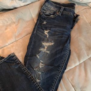 Silver Jeans- Suki Distressed Size 36